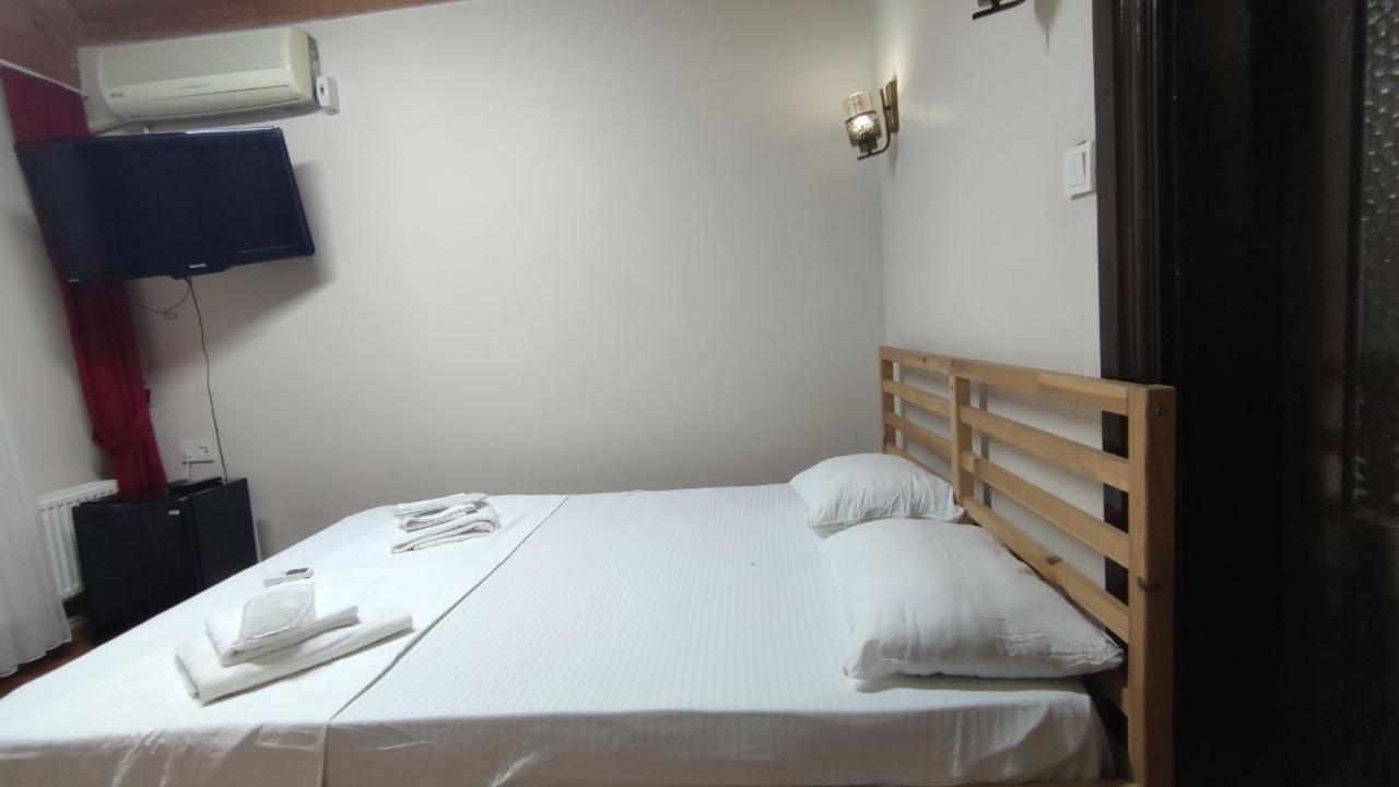 Балат Гостевой Дом Bed & Breakfast Istanbul Eksteriør bilde